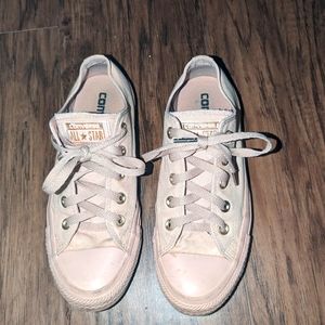 Pale Pink Converse Size 6